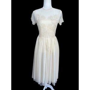 New ASOS Design‎ Formal Cocktail Midi Dress Size 4 Ivory Embroidered Floral